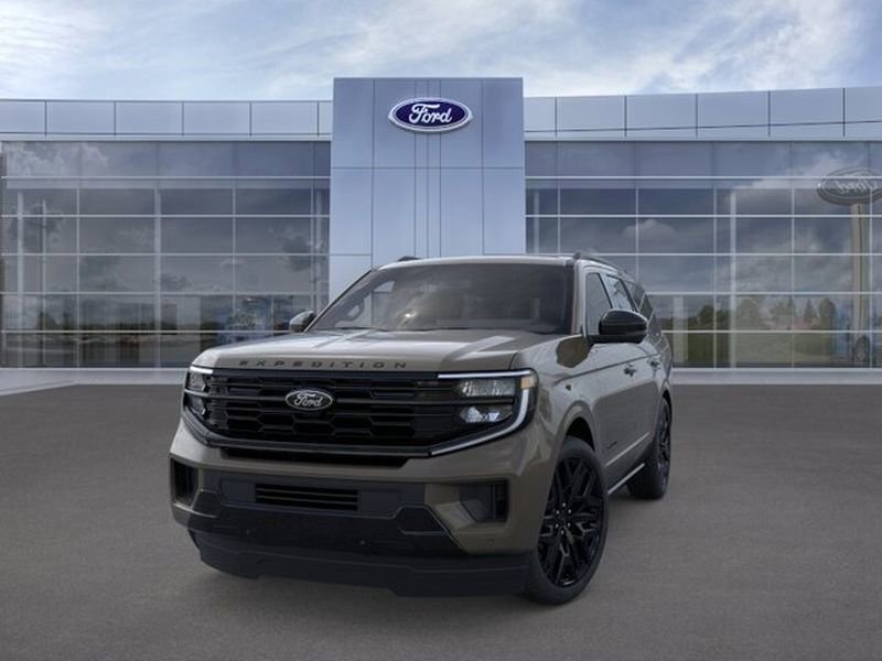New 2026 Ford Expedition Platinum AWD/4WD image 2