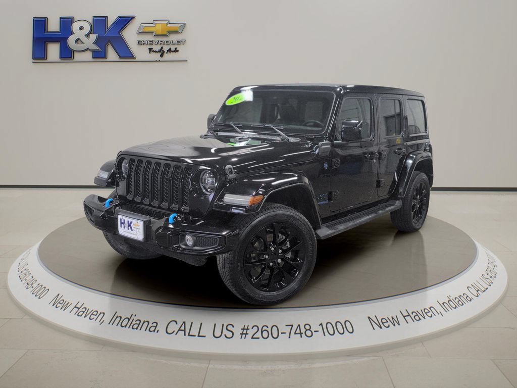 Used 2021 Jeep Wrangler Unlimited Sahara AWD/4WD image 3