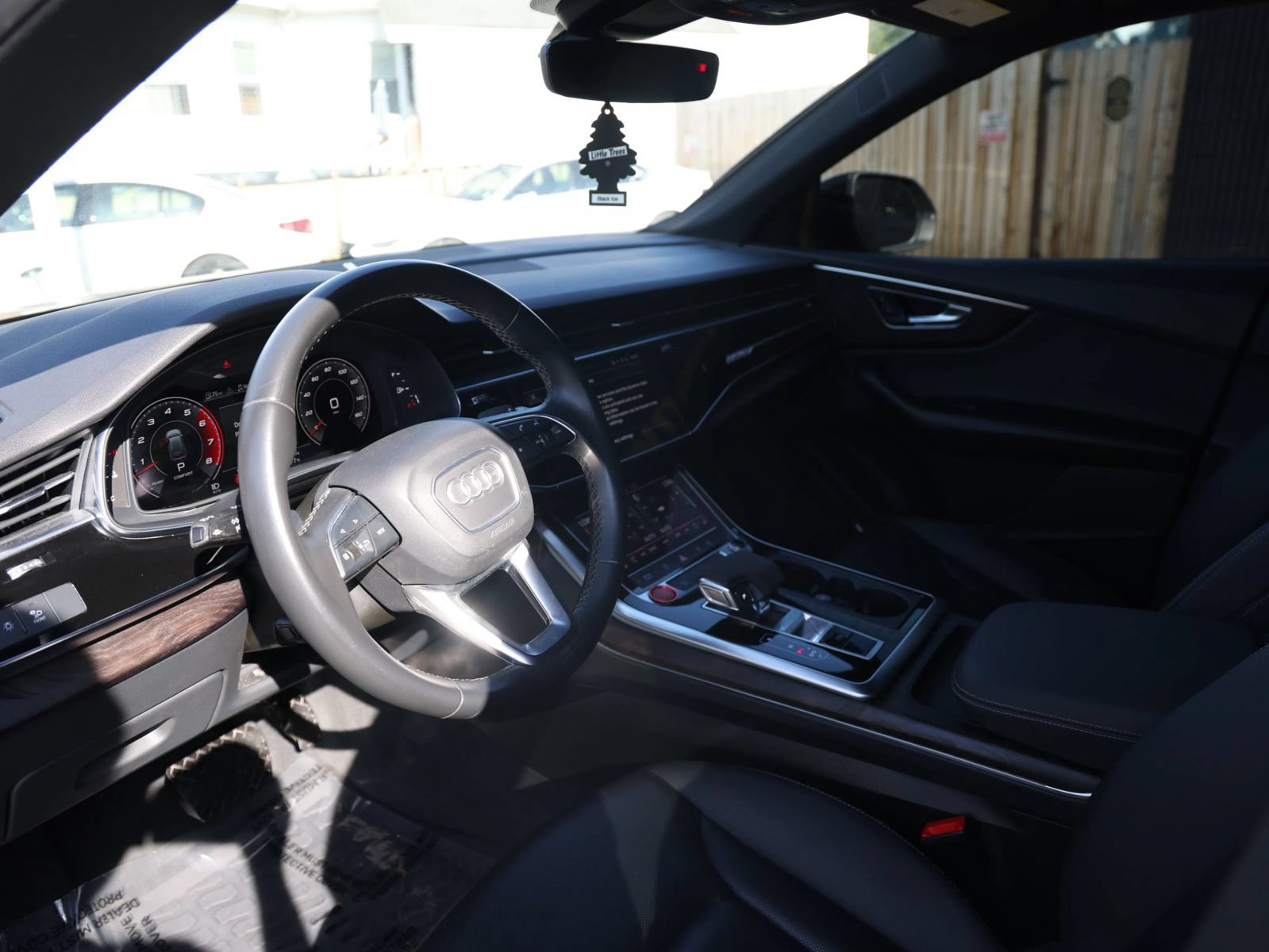 Used 2021 Audi Q8 Premium Plus w/ Premium Plus Package AWD/4WD image 14