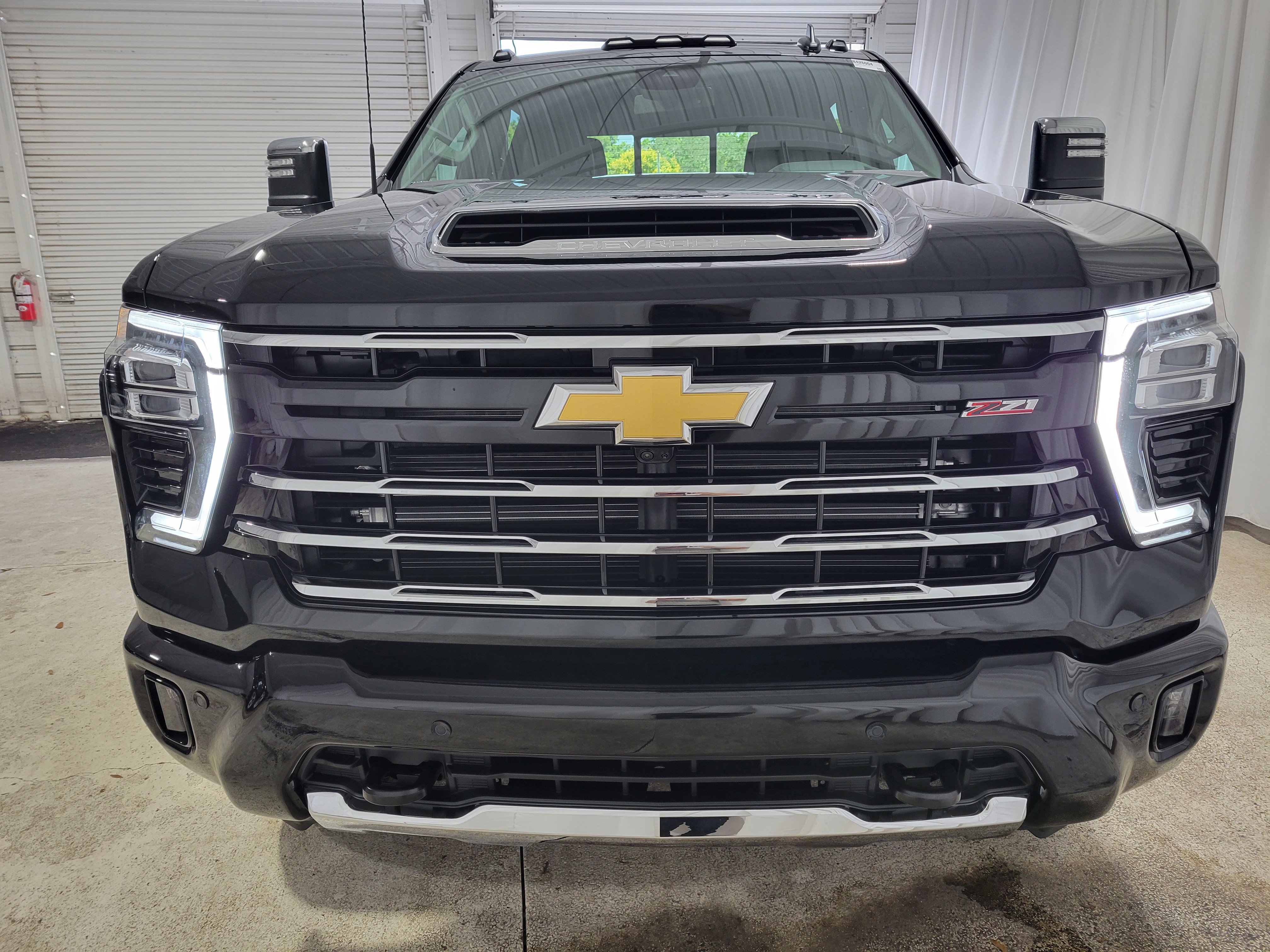 New 2026 Chevrolet Silverado 2500 LT w/ Z71 Chrome Sport Edition image 2