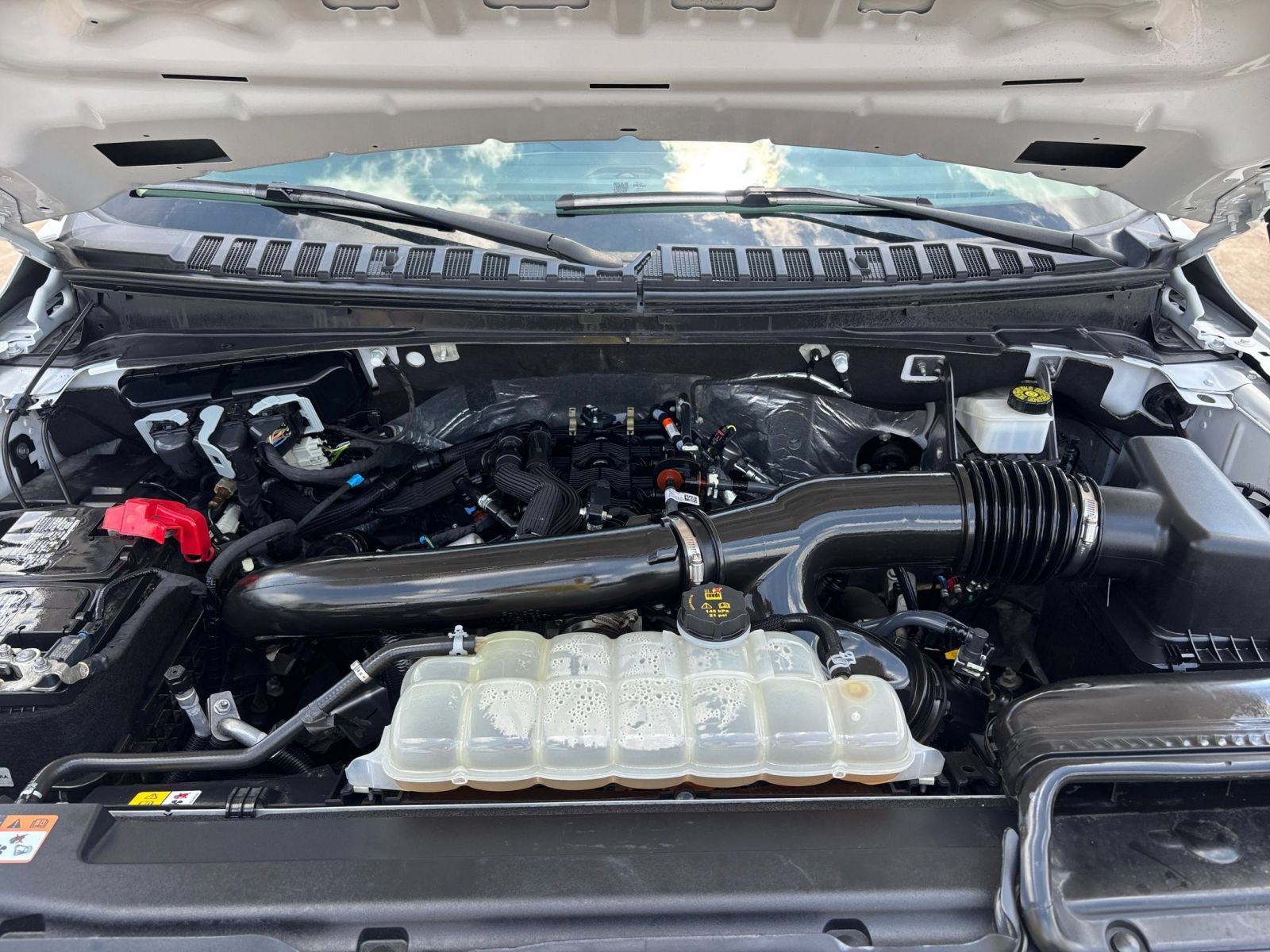 Used 2024 Ford Expedition Limited AWD/4WD image 36