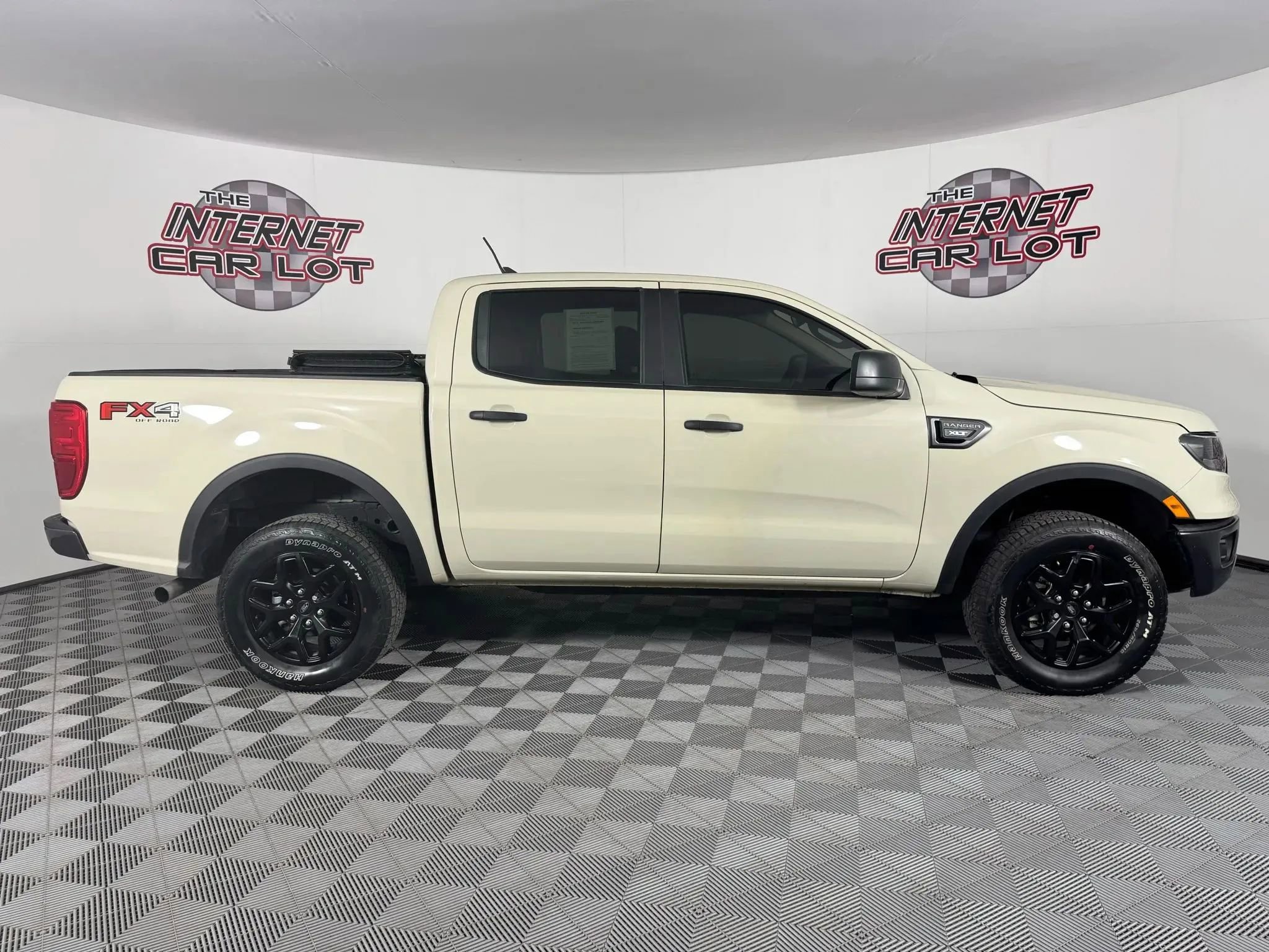 Used 2022 Ford Ranger XLT w/ Equipment Group 301A Mid image 8