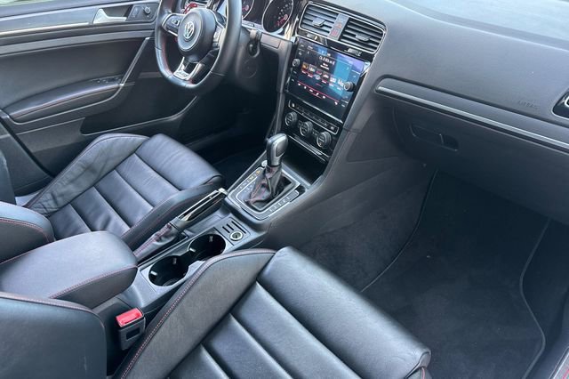 Used 2021 Volkswagen GTI Autobahn image 16