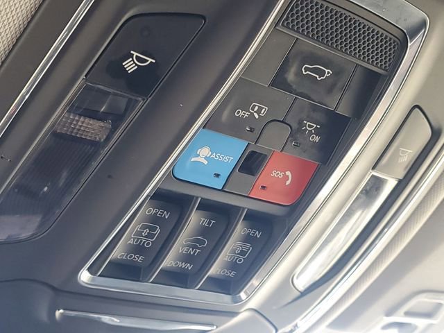 Used 2023 Jeep Grand Cherokee L Limited image 25