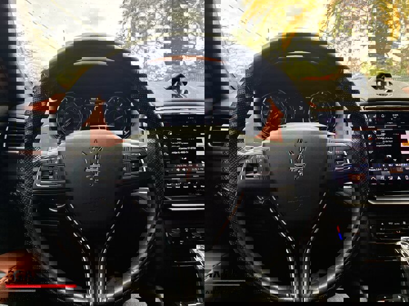 Used 2023 Maserati Ghibli Modena image 16