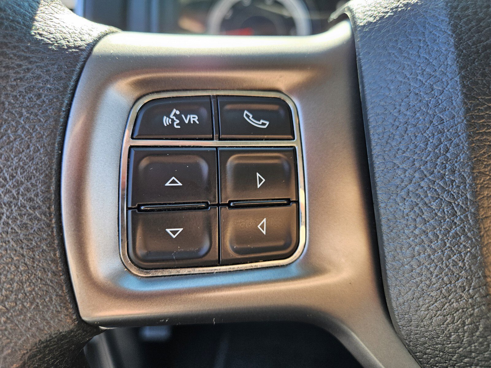 Used 2024 RAM 1500 Classic SLT image 25