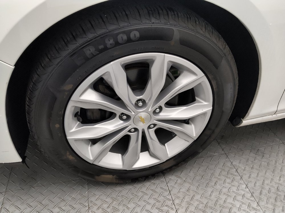 Used 2020 Chevrolet Malibu LT FWD image 31