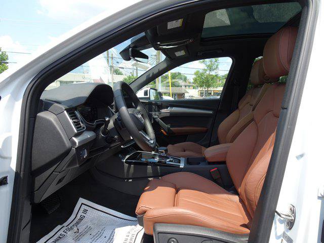 Certified 2025 Audi Q5 2.0T Premium AWD/4WD image 10