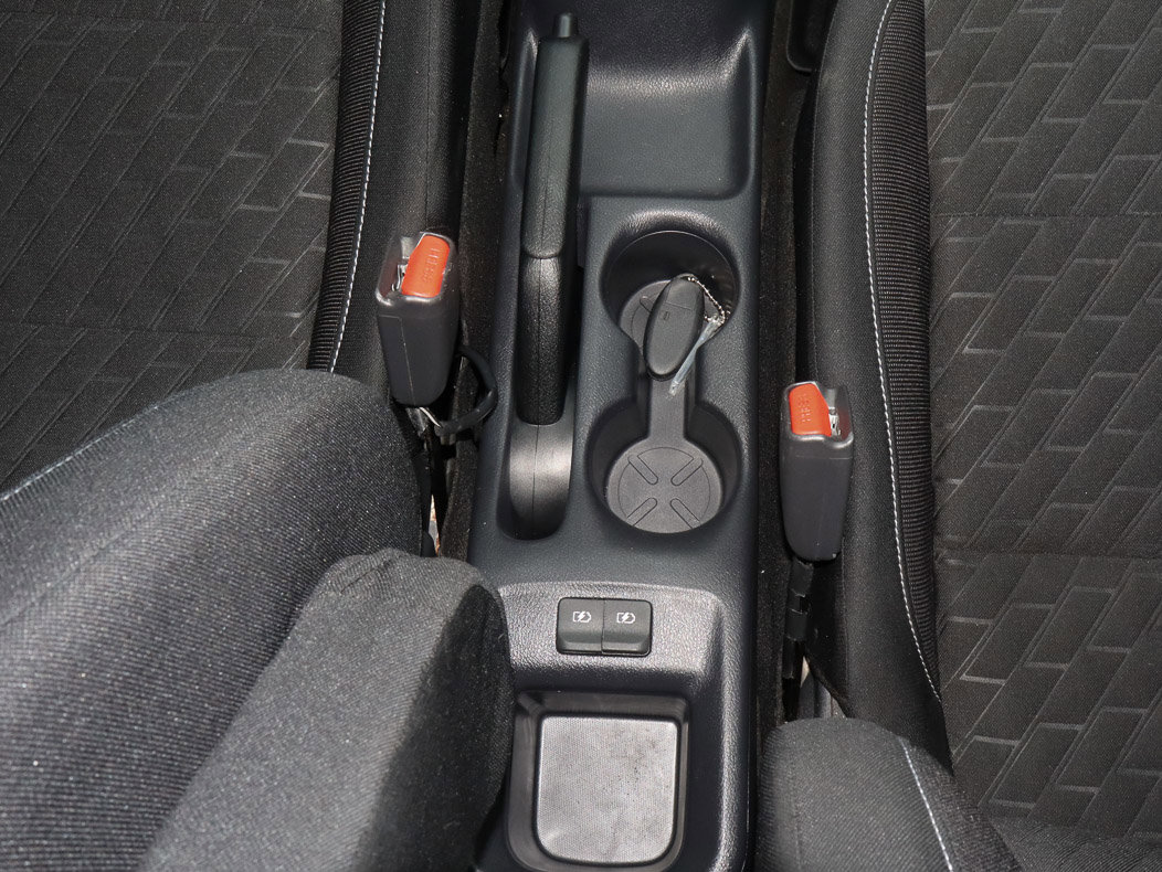 Used 2022 Nissan Kicks S FWD image 18