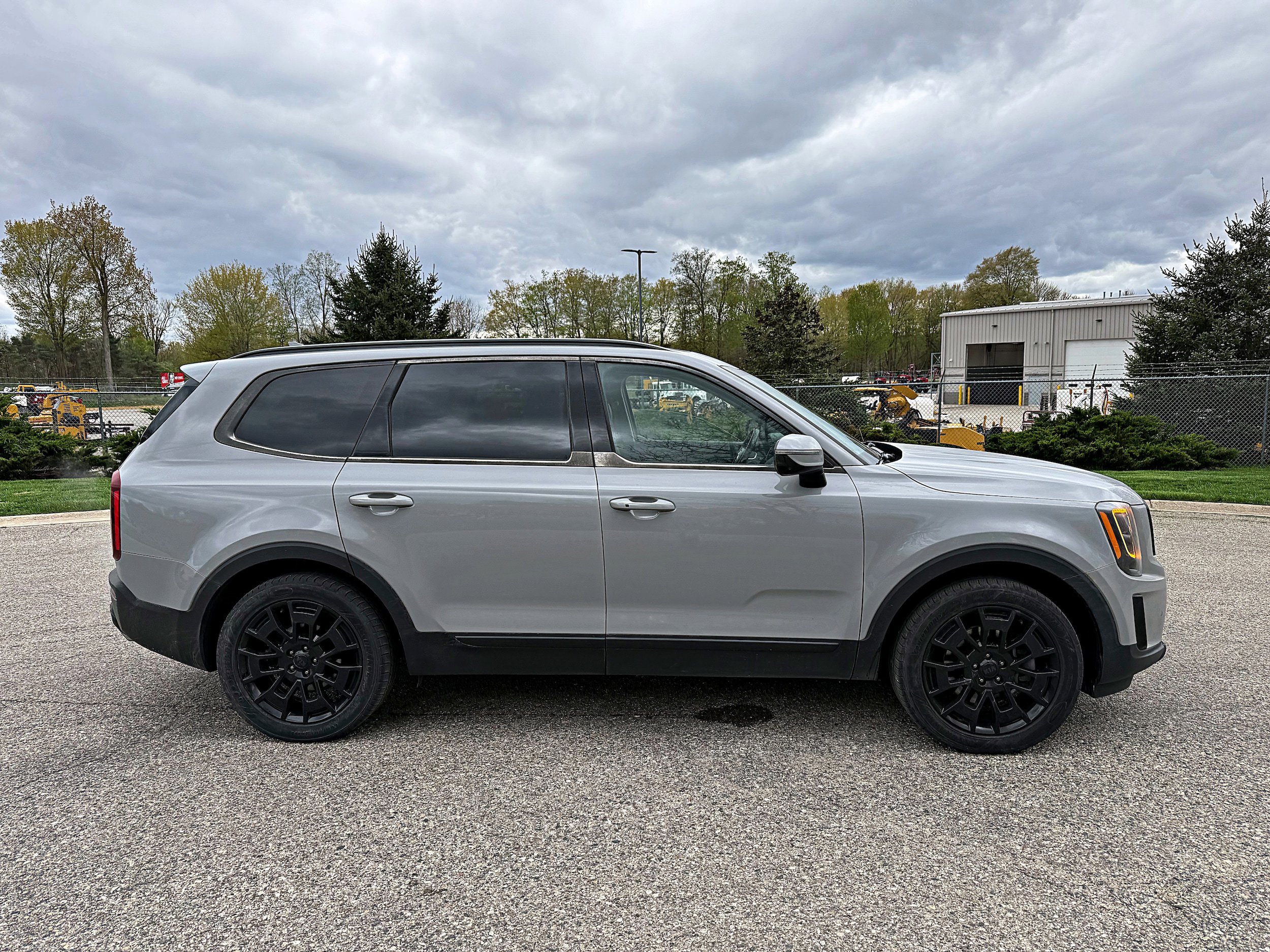 Used 2021 Kia Telluride SX w/ Nightfall Edition Package AWD/4WD image 10