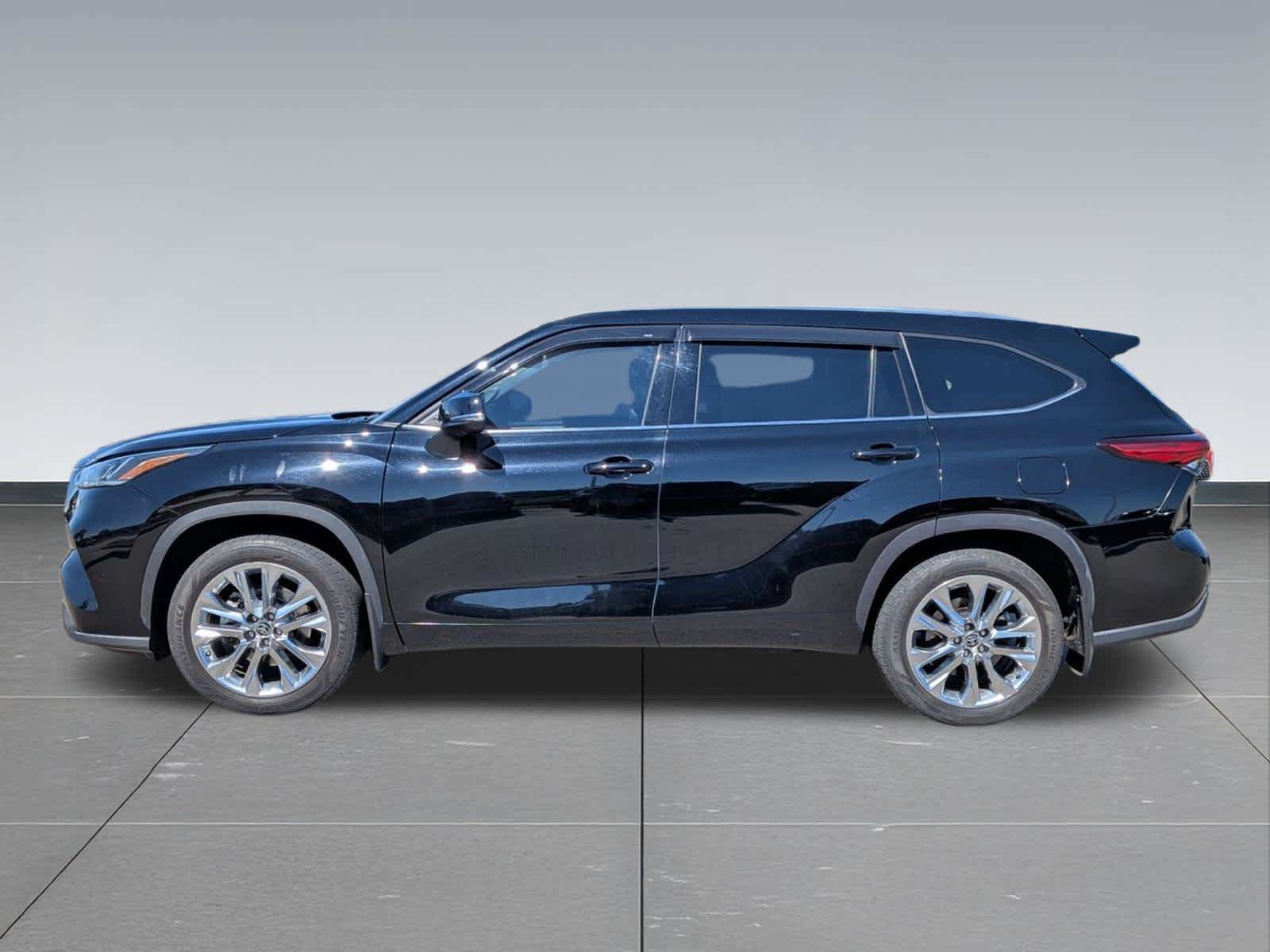 Used 2020 Toyota Highlander Limited AWD/4WD image 2
