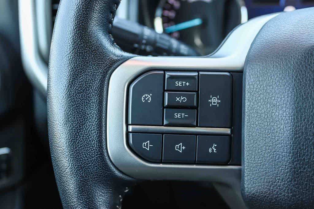 Certified 2023 Ford Expedition Max XLT RWD image 23