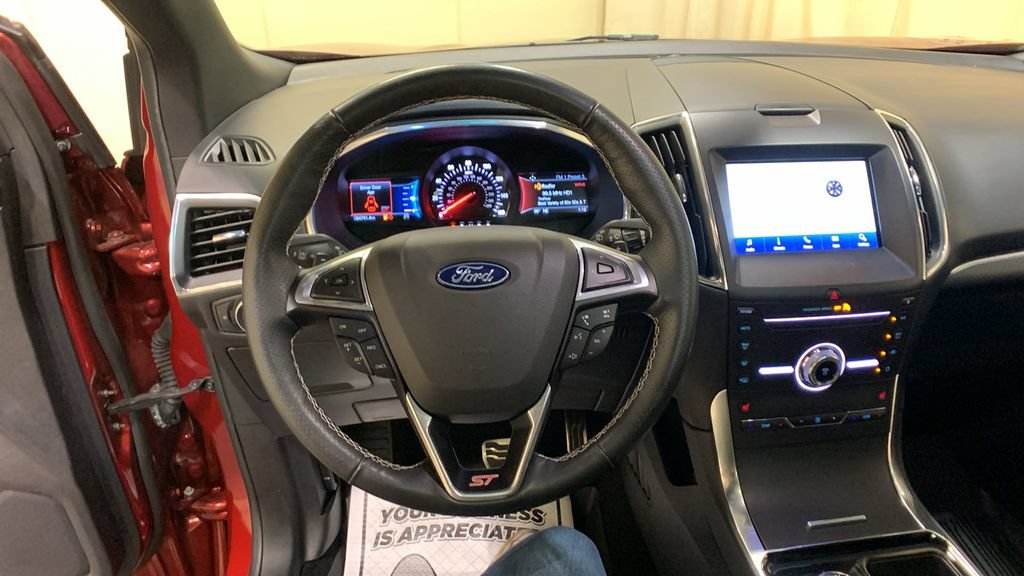 Certified 2019 Ford Edge ST w/ Convenience Package AWD/4WD image 36