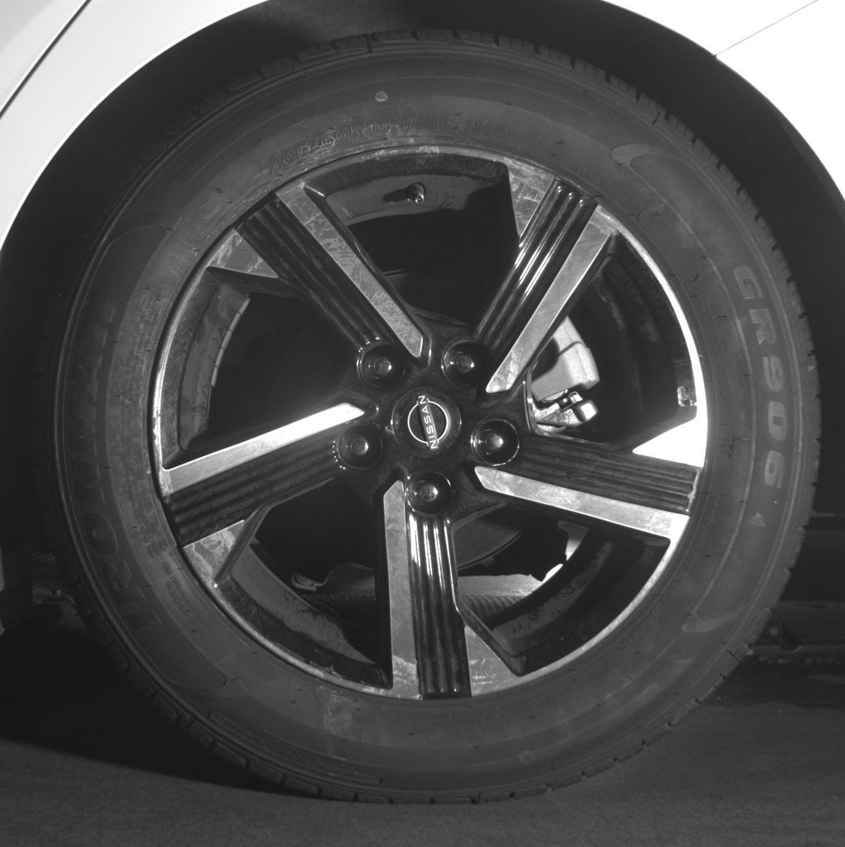 Used 2025 Nissan Sentra SV FWD image 14