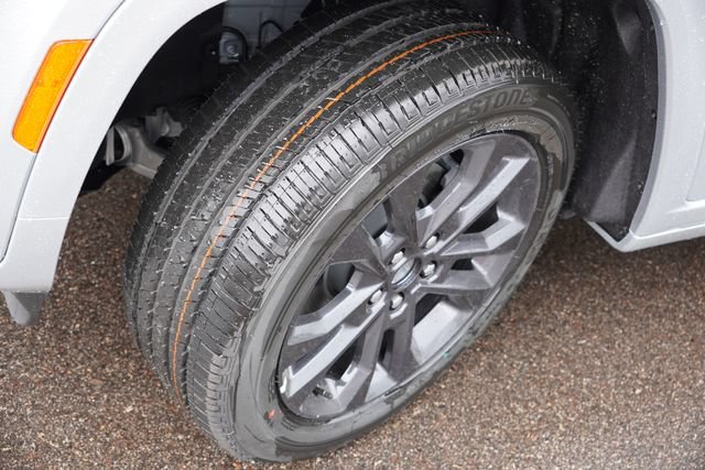 New 2026 Jeep Grand Cherokee Limited AWD/4WD image 9