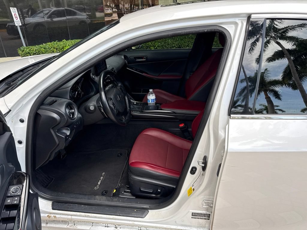 Used 2024 Lexus IS 300 w/ Comfort Package RWD image 4