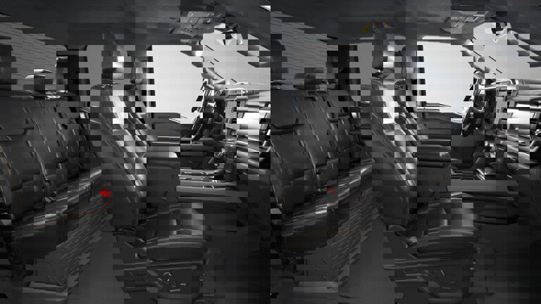 New 2026 Ford F250 Lariat w/ Black Appearance Package image 40