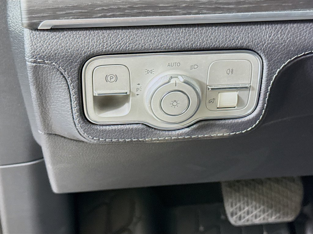Certified 2023 Mercedes-Benz GLS 450 4MATIC image 10