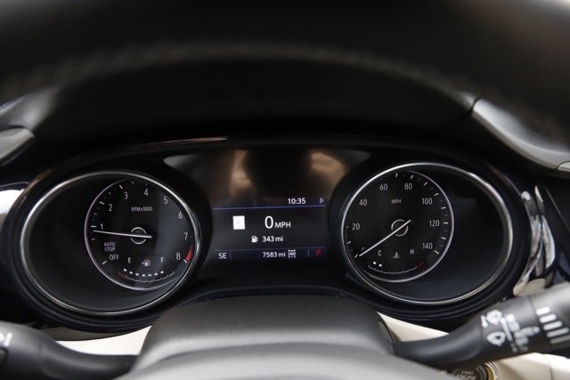 Used 2023 Buick Encore GX Essence w/ Advanced Technology Package image 28