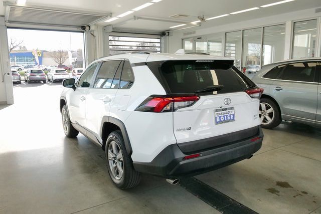 Used 2024 Toyota RAV4 XLE image 4