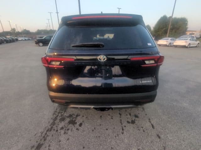 Used 2026 Toyota Grand Highlander FWD image 8