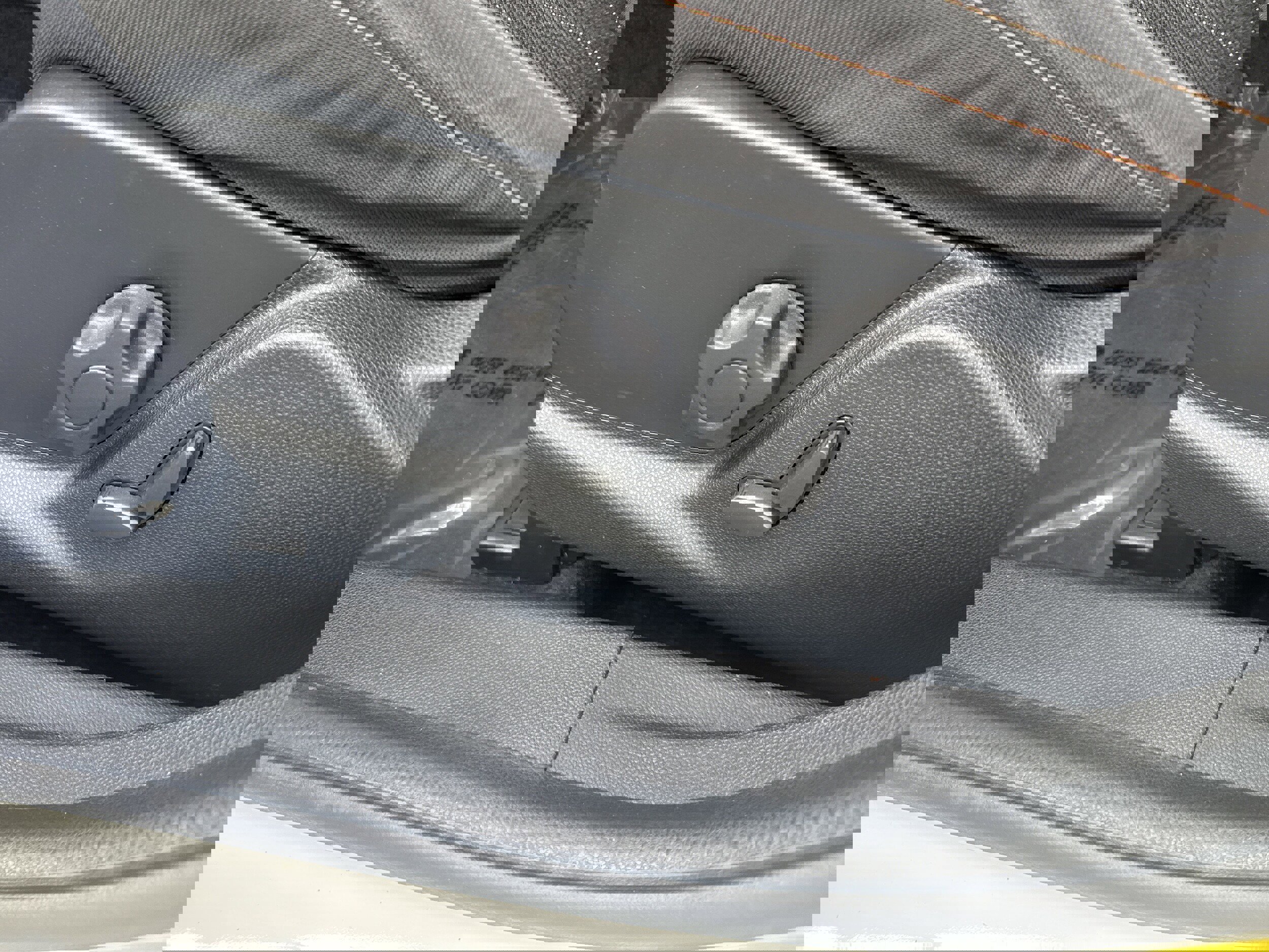 Used 2021 Ford EcoSport SE w/ SE Convenience Package image 4