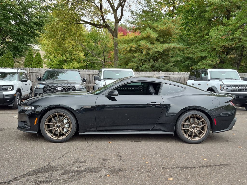 Used 2024 Ford Mustang GT Premium RWD image 7