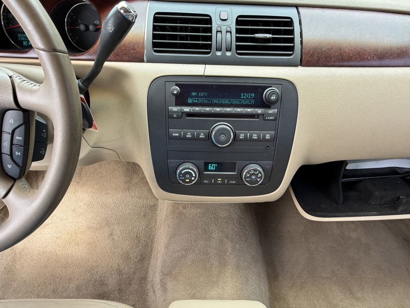 Used 2006 Buick Lucerne CXL w/ Luxury Package FWD image 23