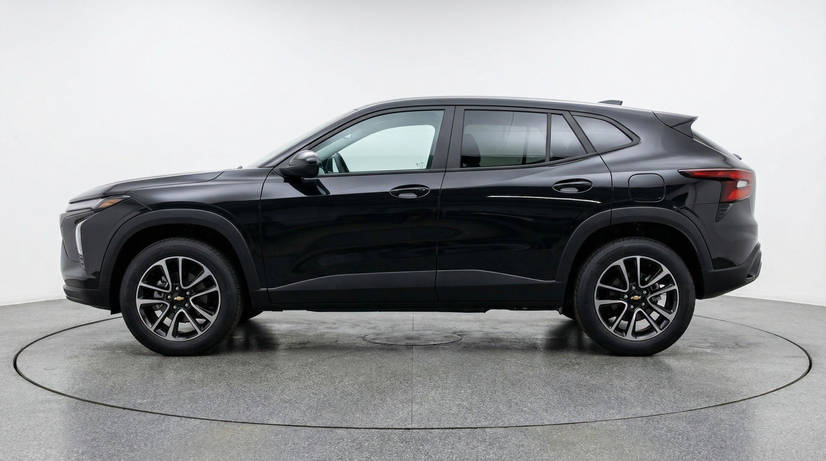 Used 2025 Chevrolet TrailBlazer LT image 5