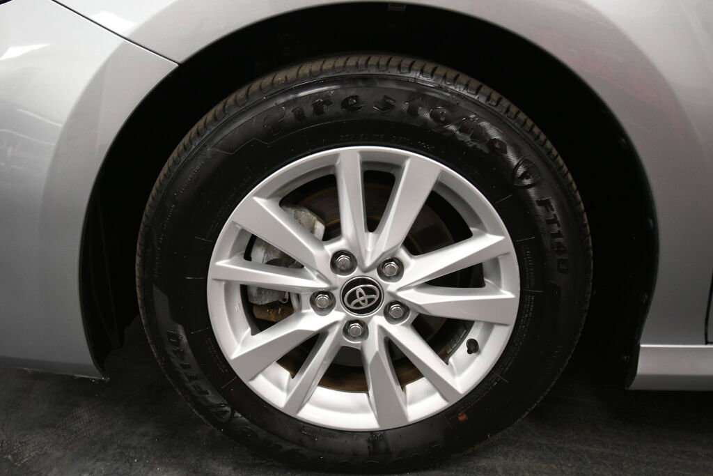 Certified 2025 Toyota Camry LE image 31