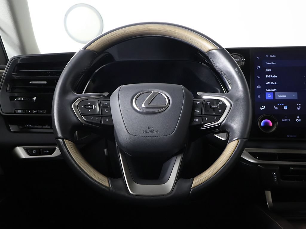 Used 2023 Lexus RX 350h w/ Accessory Package (2T) AWD/4WD image 37