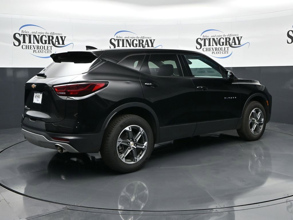 Certified 2025 Chevrolet Blazer LT image 8