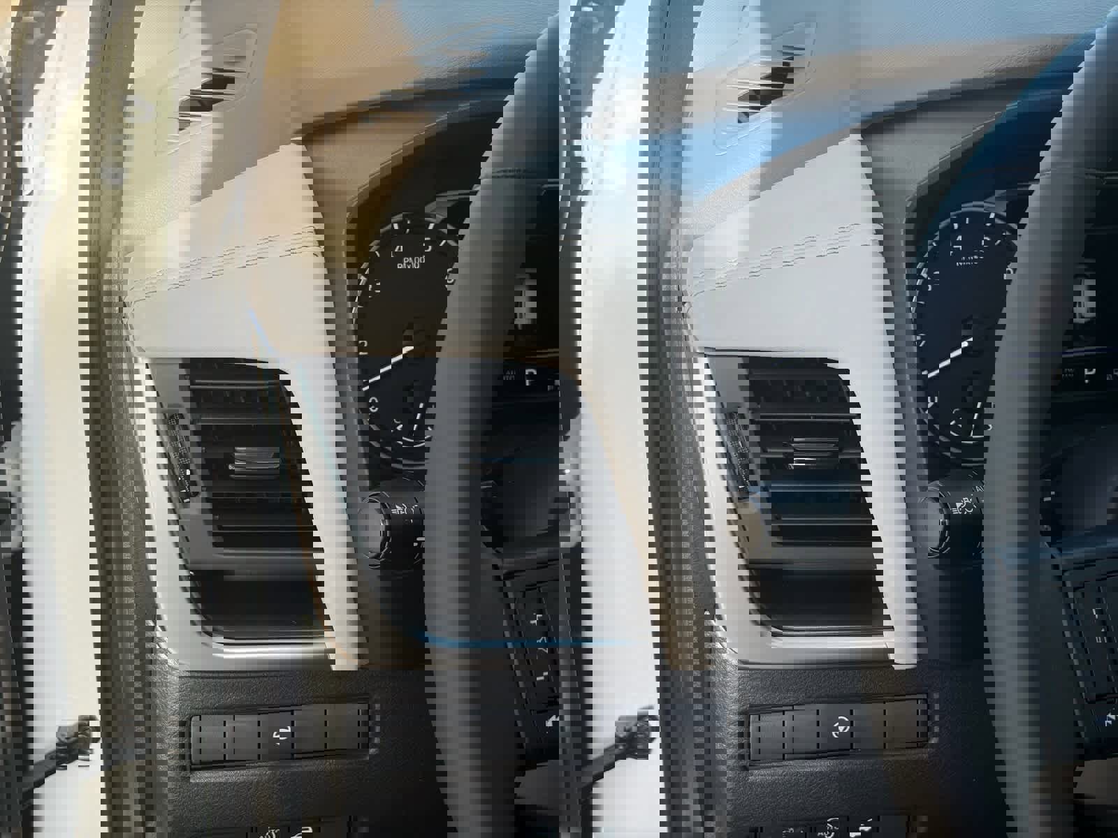 New 2026 Nissan Rogue SV image 14