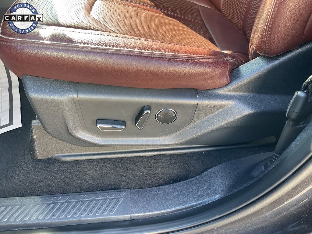 Used 2024 Ford Expedition Limited image 9