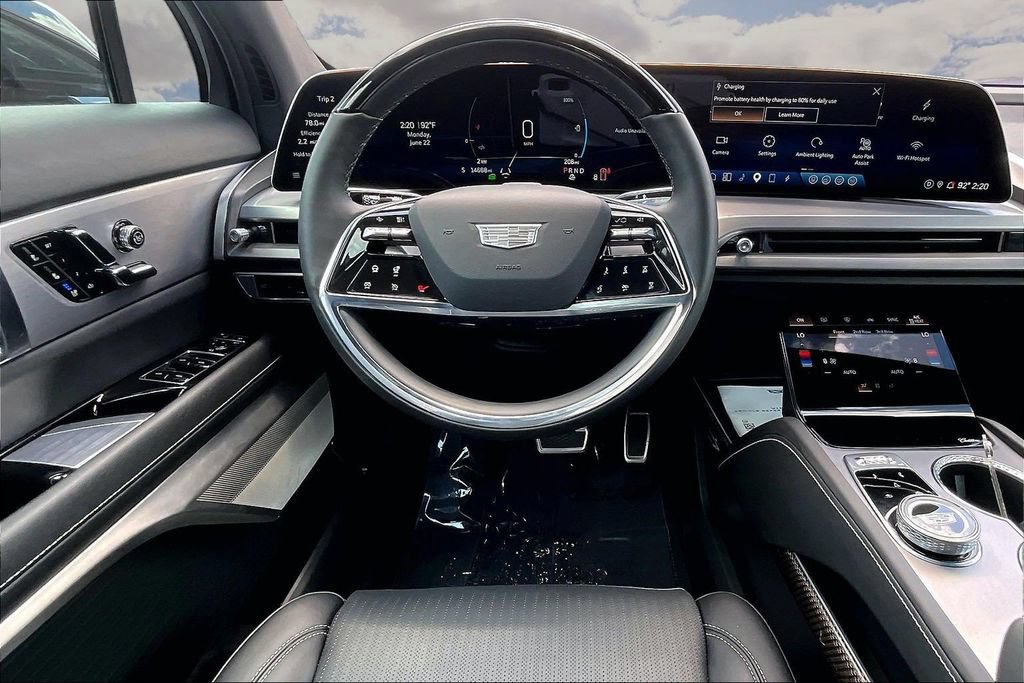 Used 2026 Cadillac Vistiq Sport w/ LPO, Floor Liner Package AWD/4WD image 8