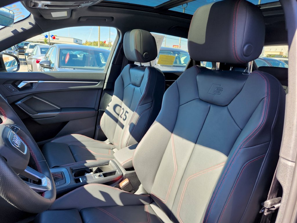 Certified 2025 Audi Q3 2.0T Premium Plus AWD/4WD image 9