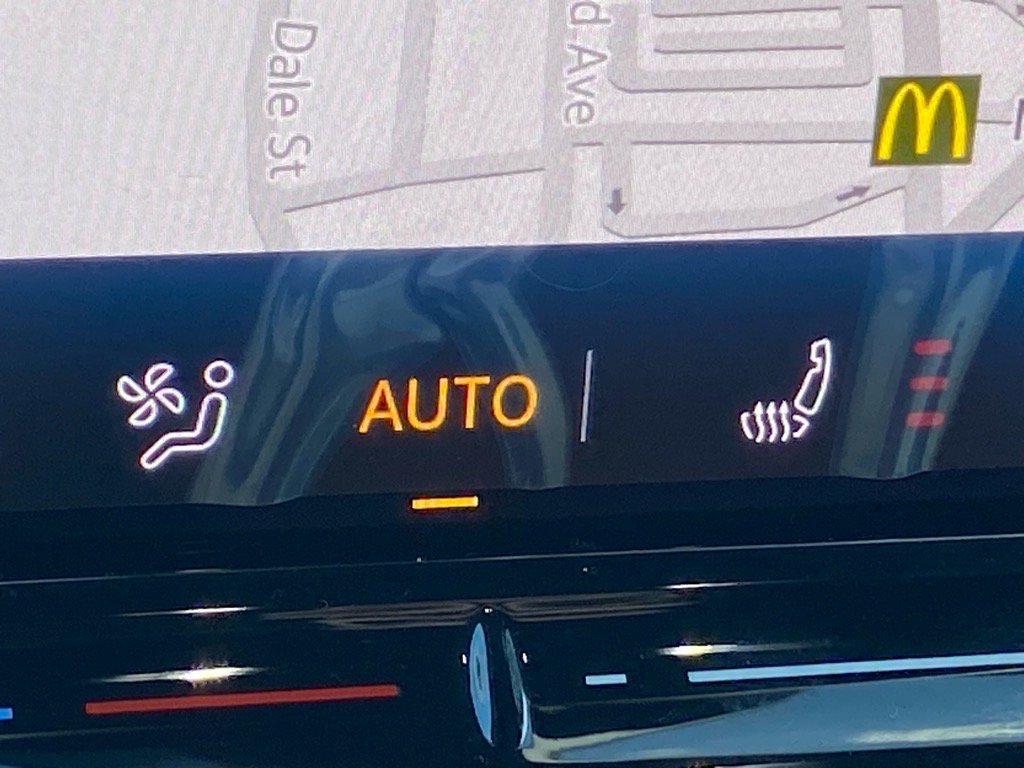 New 2025 Volkswagen ID.4 Pro image 9