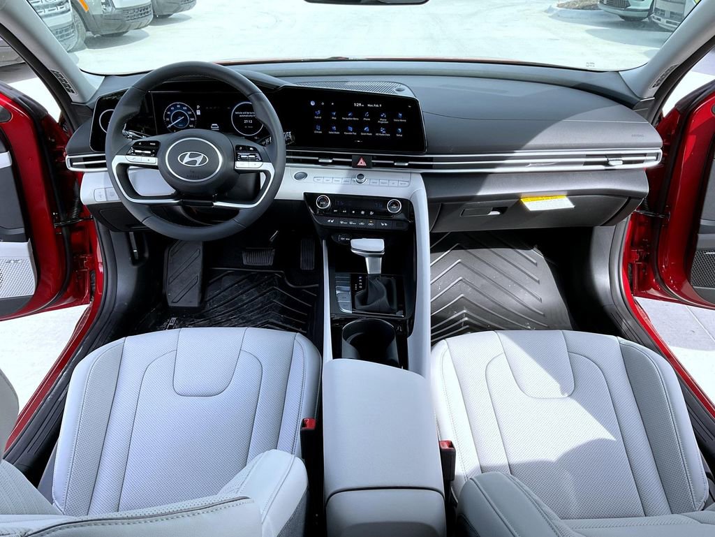New 2026 Hyundai Elantra Limited image 12