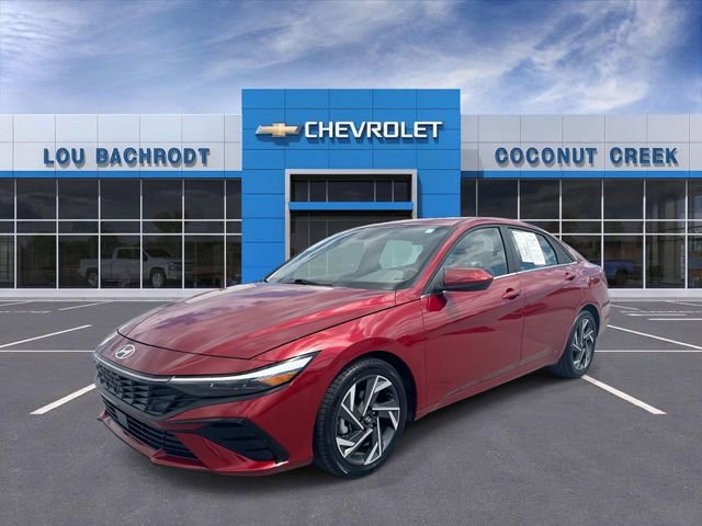 Used 2025 Hyundai Elantra SEL FWD image 4