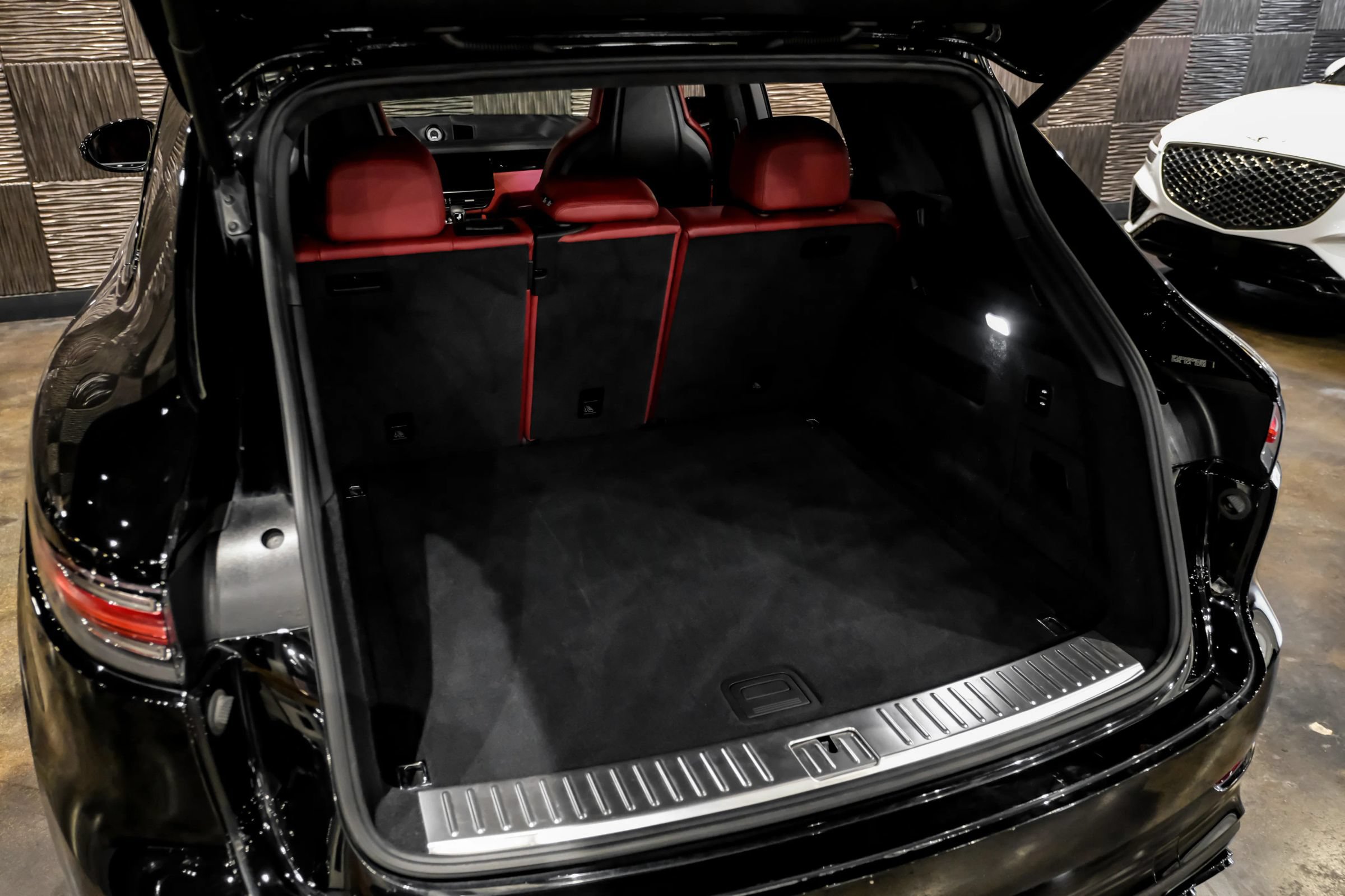Used 2019 Porsche Cayenne S AWD/4WD image 43