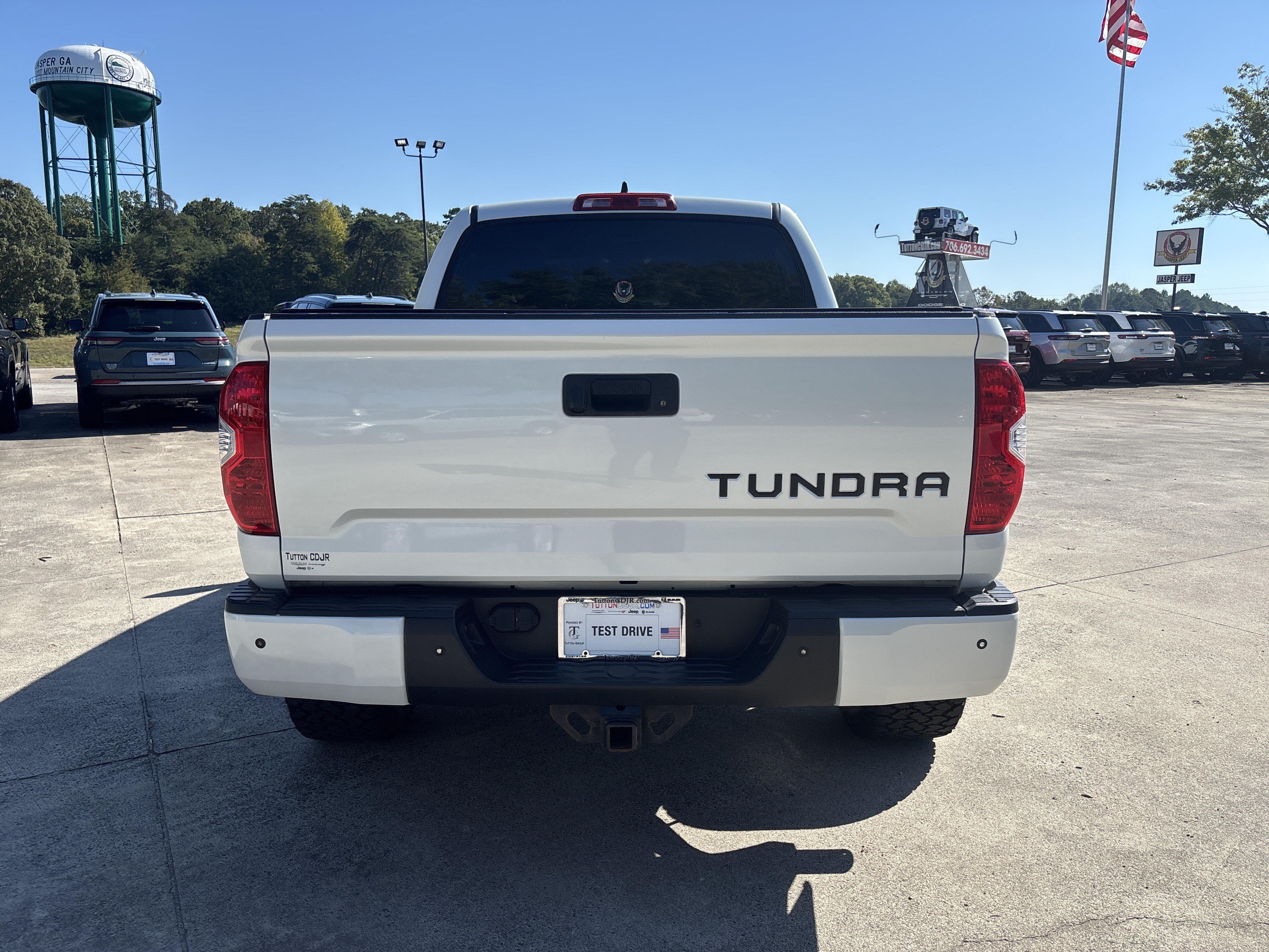 Used 2021 Toyota Tundra Limited w/ Limited Premium Package AWD/4WD image 9