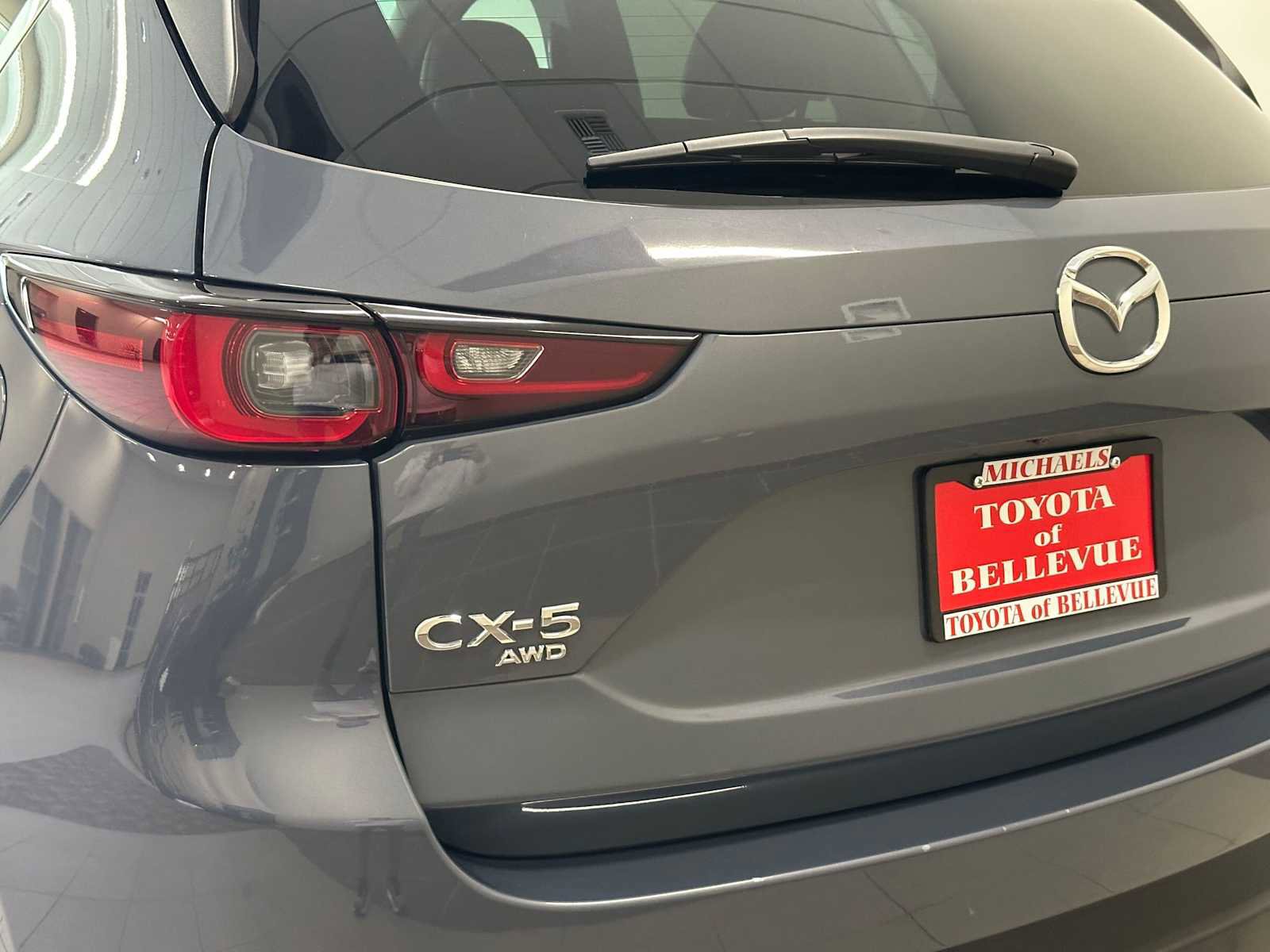 Used 2023 MAZDA CX-5 Carbon Edition image 7