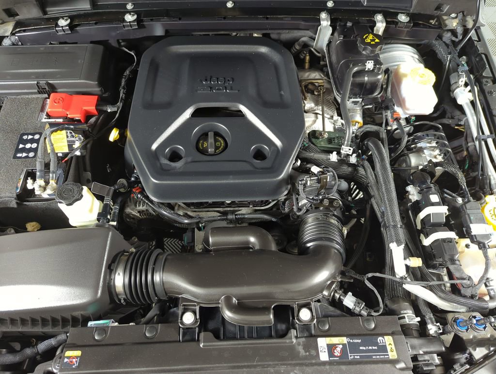 Used 2023 Jeep Wrangler Altitude image 17