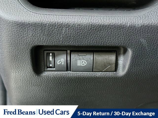 Used 2022 Toyota RAV4 LE image 11