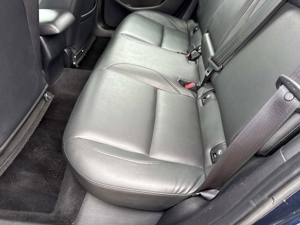 Used 2024 MAZDA MAZDA3 s image 14