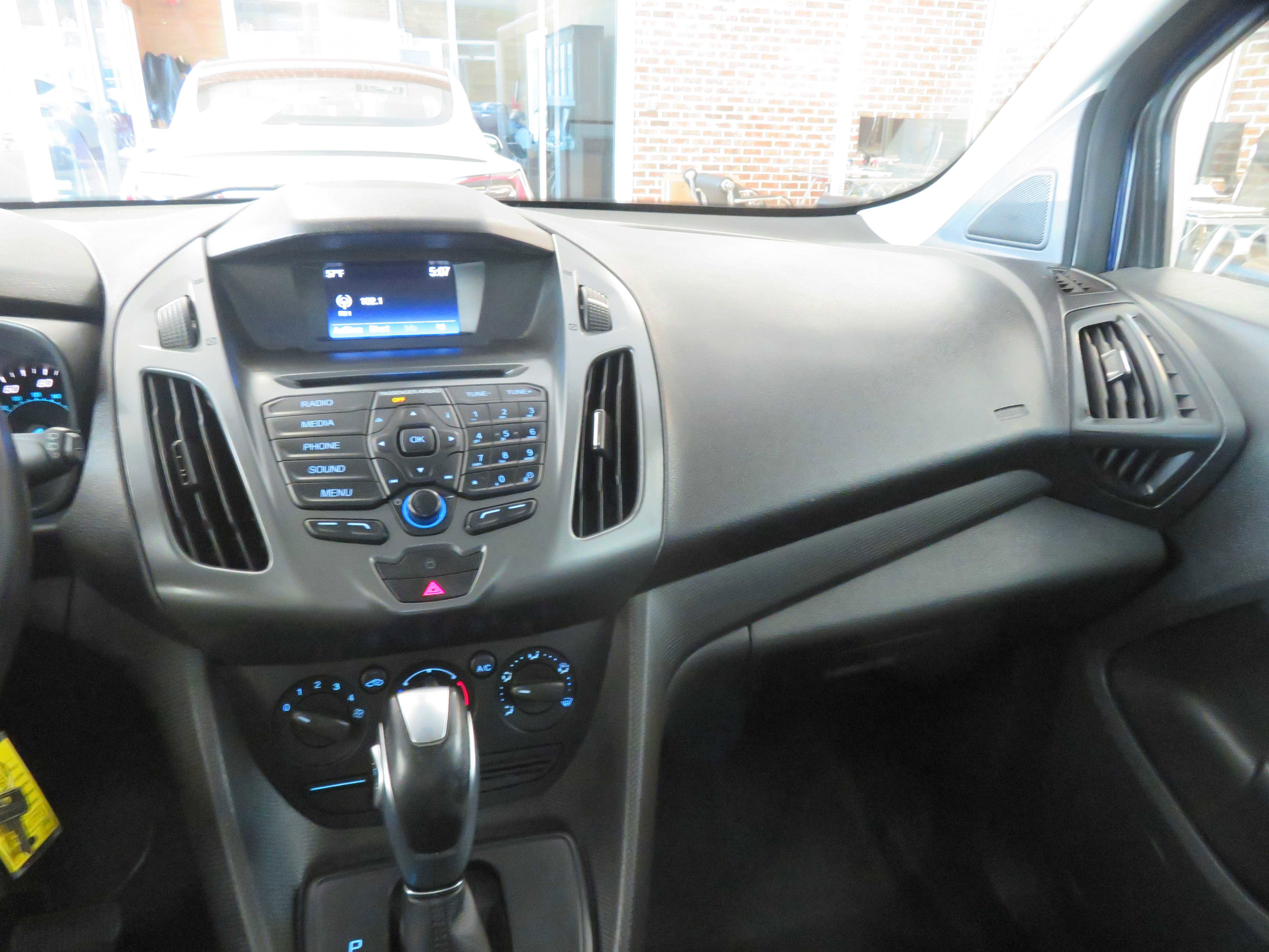 Used 2016 Ford Transit Connect XL image 31