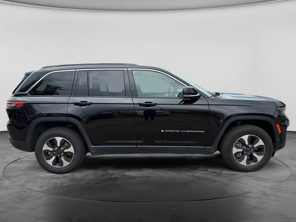 Used 2024 Jeep Grand Cherokee Limited 4xe AWD/4WD image 8