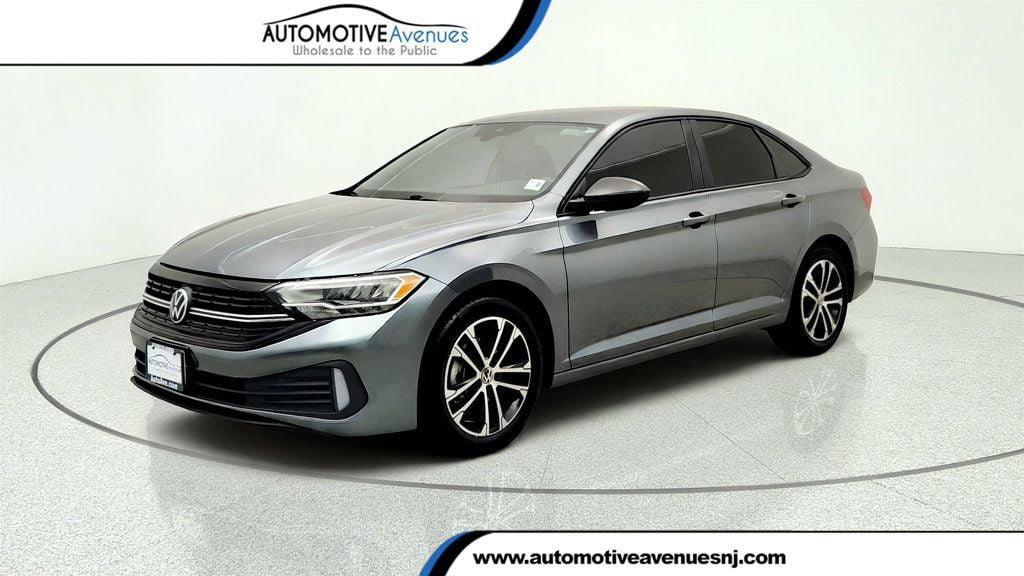 Used 2024 Volkswagen Jetta Sport FWD image 1
