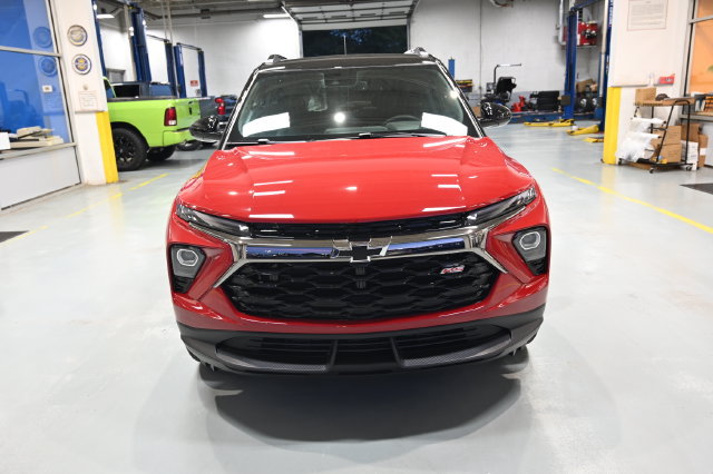 New 2026 Chevrolet TrailBlazer RS w/ Convenience Package FWD image 2