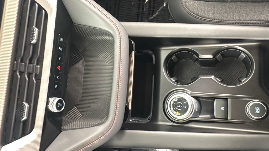 Used 2025 Ford Explorer Active image 20